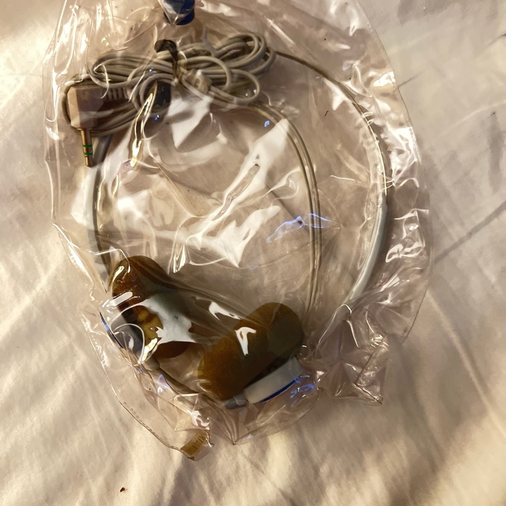 Pan Am head phones